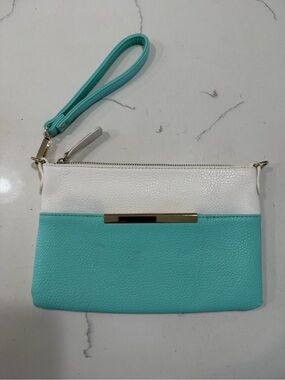 Charming Charlie White and Aqua Wristlet Clutch with Gold Bar